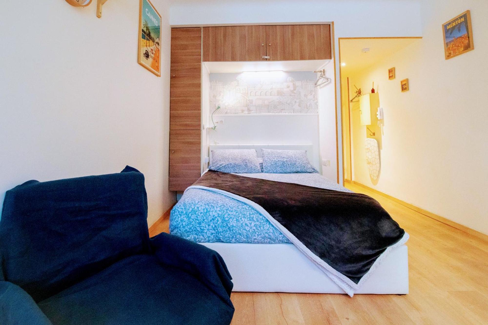 Appartamento Haliviera - Golden Square, 1Min From Beach Nizza Esterno foto